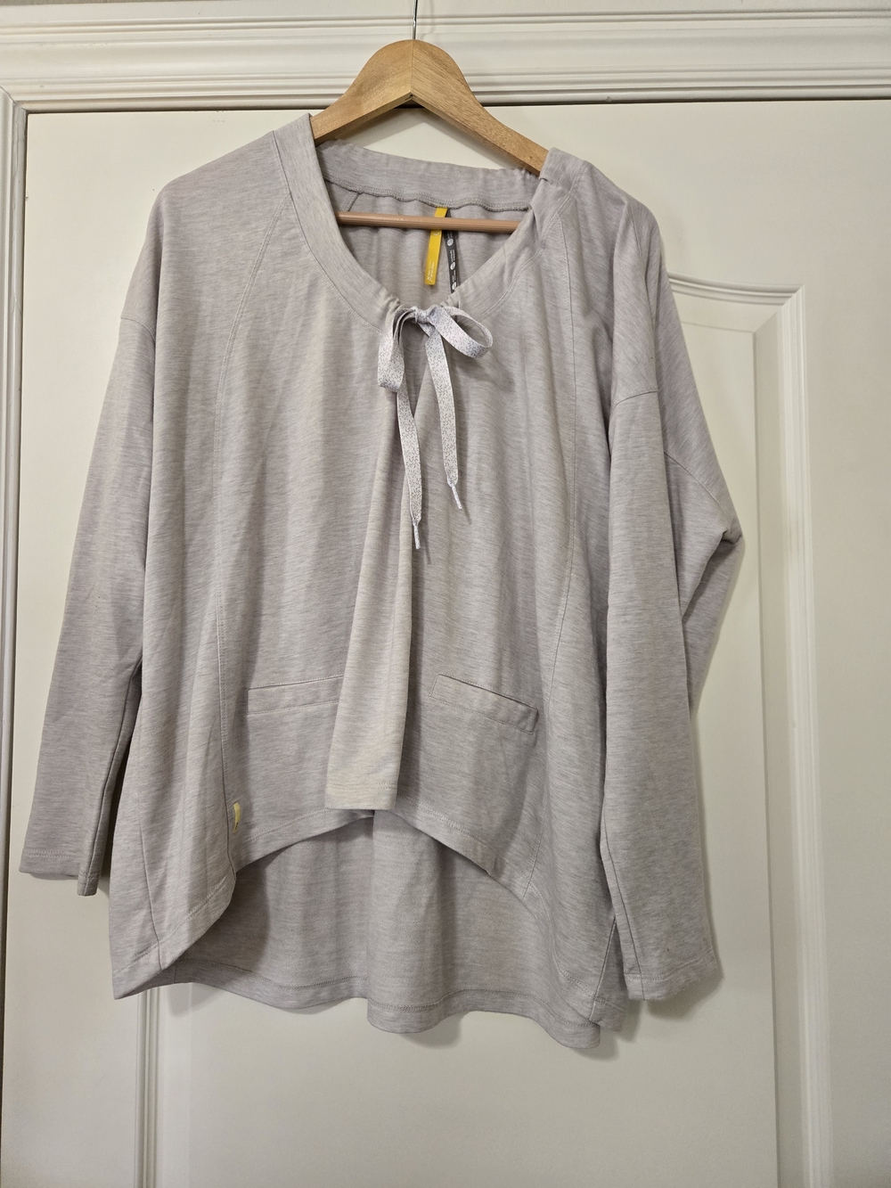 Lole Light Beige/Gray Tie-Neck Tunic Top